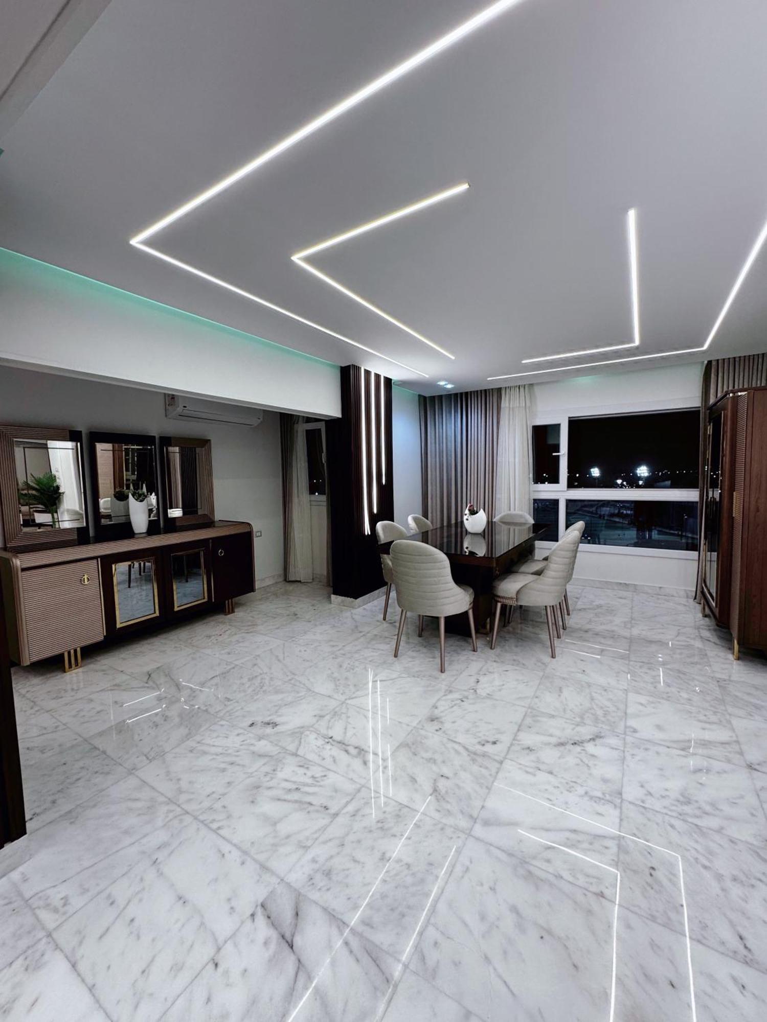 Luxury Duplex Hotel Apartment Sheraton Al Matar *