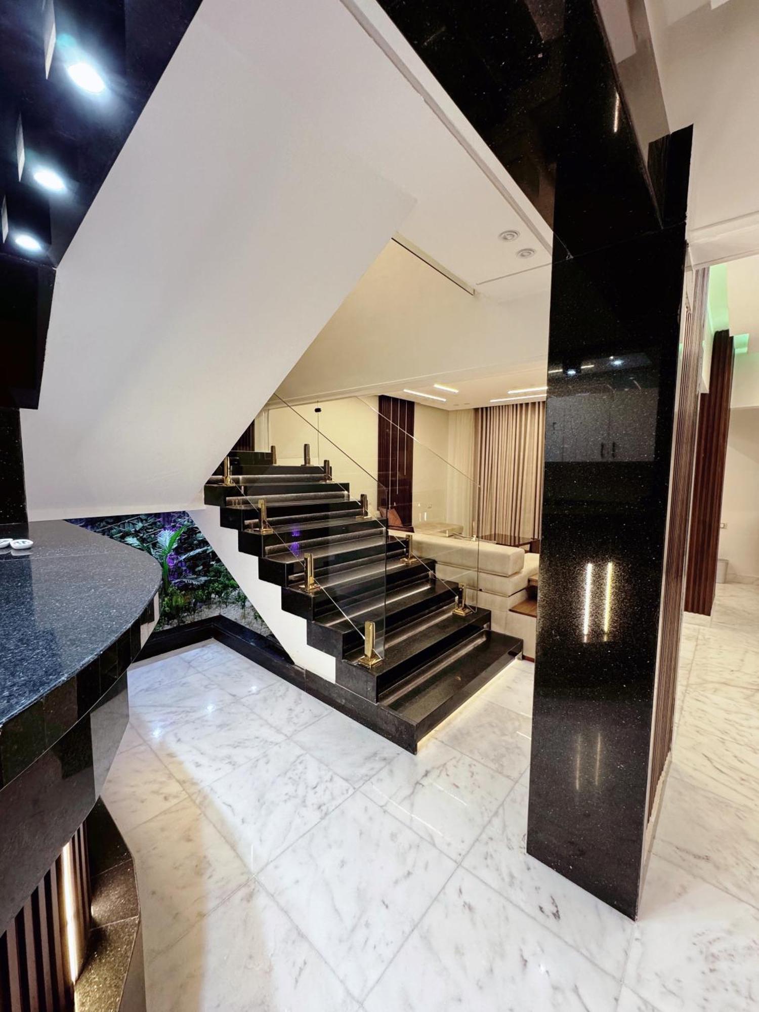 Luxury Duplex Hotel Apartment Sheraton Al Matar Apartment