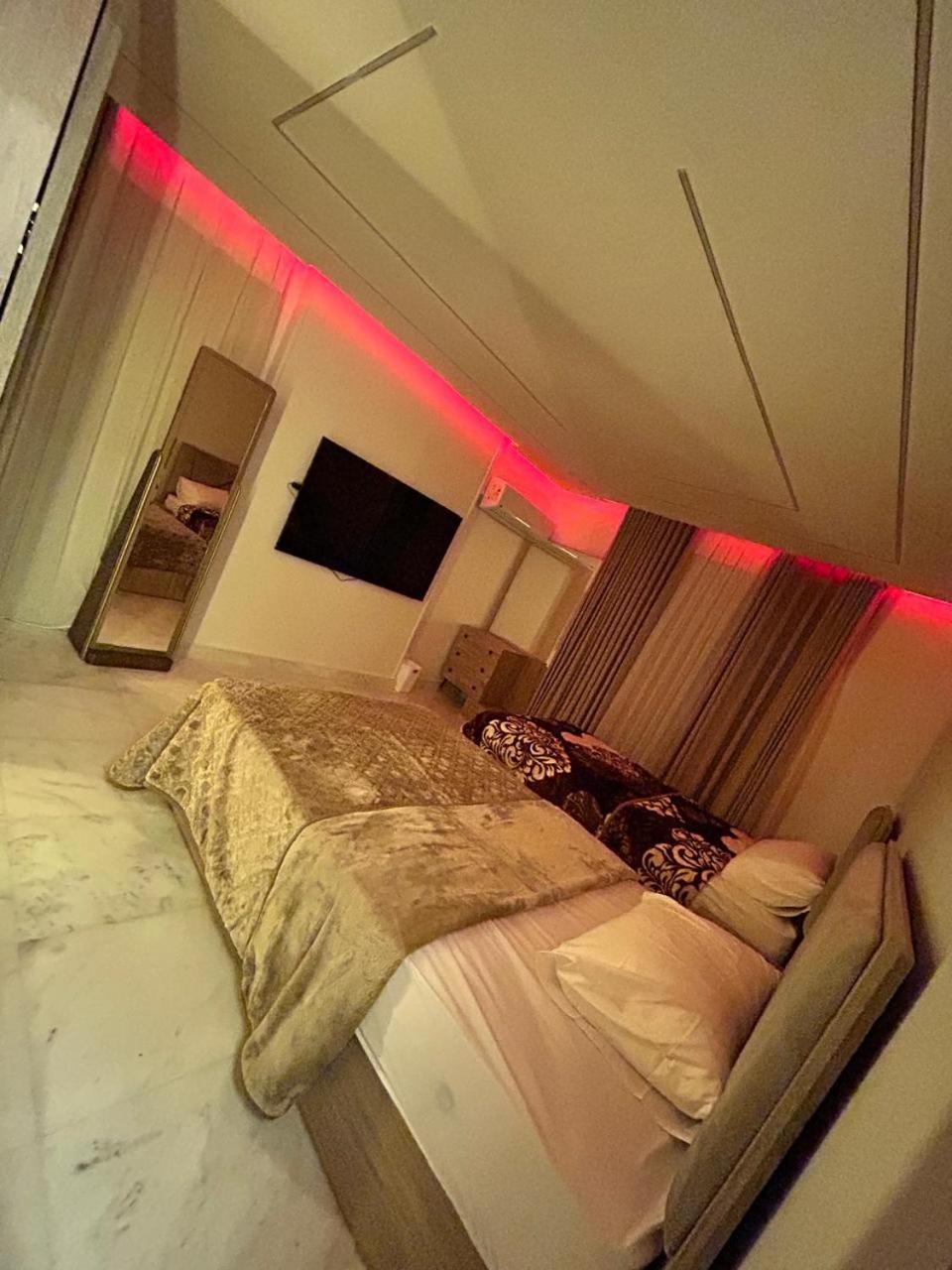 Apartment Luxury Duplex Hotel Apartment Sheraton Al Matar *