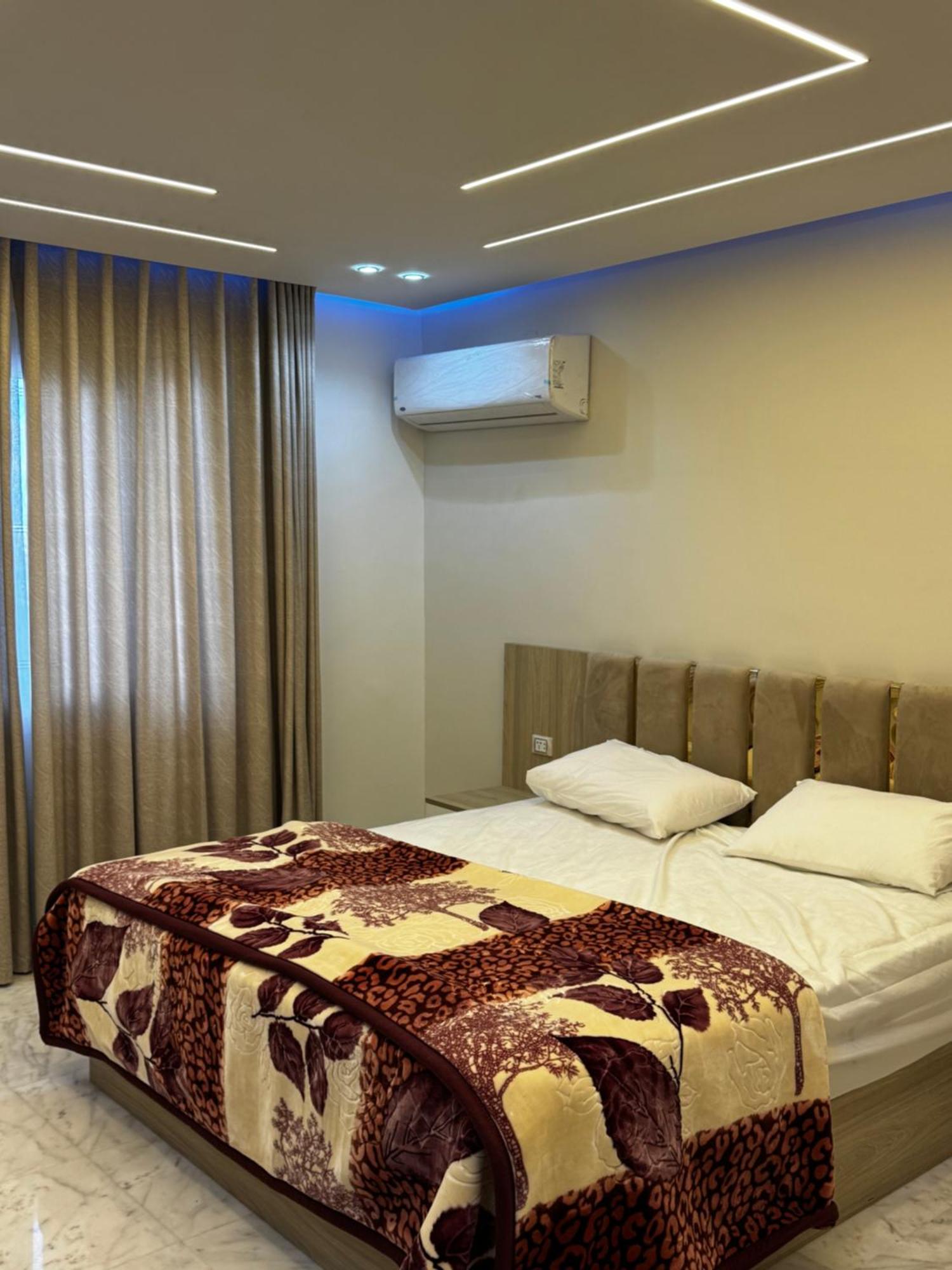 Luxury Duplex Hotel Apartment Sheraton Al Matar Apartment *
